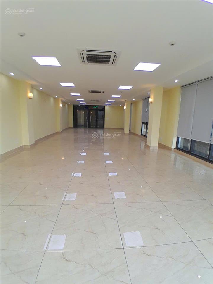 Chính chủ cho thuê văn phòng mặt đường khuất duy tiến.