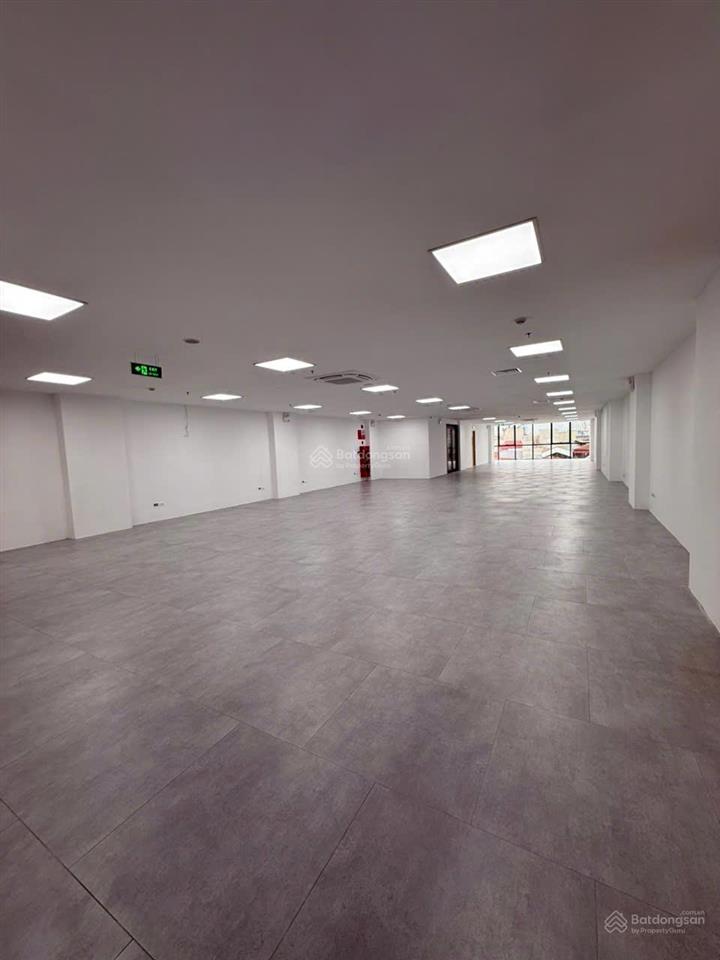 Cho thuê văn phòng/mbkd 340m2 tại tôn đức thắng đống đa