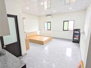 Phòng 2,5tr, phòng đẹp, oto đỗ cửa gần đh công nghiệp, cd fpt