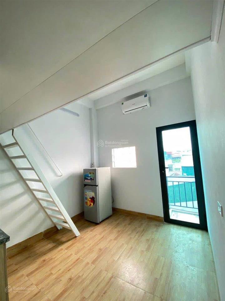 Cho thuê cc mini, có thang máy, có gác xép, có ban công gần trường bách  kinh  xây, 4,5 tr, 25m²