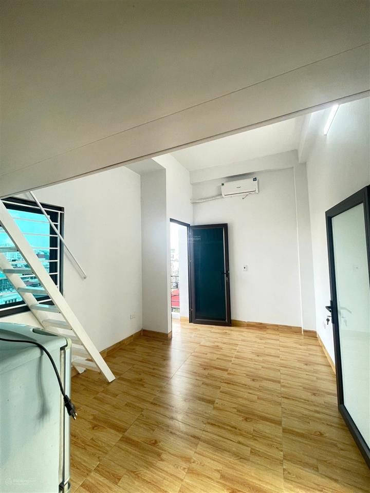 Cho thuê cc mini, có thang máy, có gác xép, có ban công gần trường bách  kinh  xây, 4,5 tr, 25m²