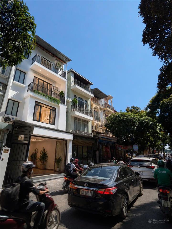 Phòng đẹp vào ở ngay giá rẻ chỉ 3,3 triệu/tháng, ô tô đỗ cửa gần cd fpt, công nghiệp, đh đông á