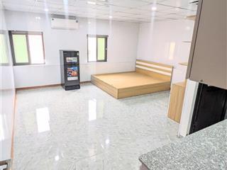 Phòng đẹp vào ở ngay giá rẻ chỉ 3,3 triệu/tháng, ô tô đỗ cửa gần cd fpt, công nghiệp, đh đông á
