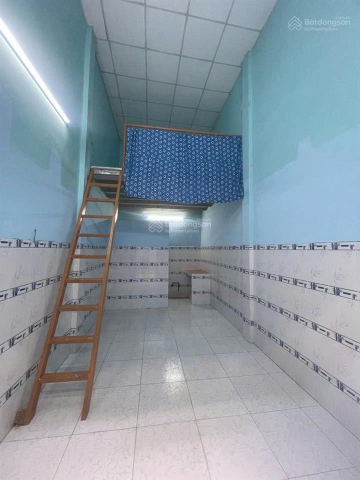 Cho thuê phòng trọ tầng trệt, có gác lửng tiện nghi, sạch sẽ, thoáng mát quận tân phú