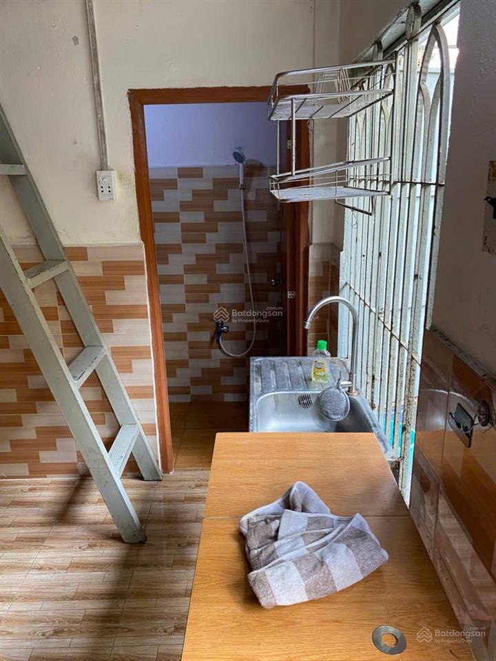 Cho thuê phòng trọ 18m² tầng trệt, có gác lửng, sạch sẽ, thoáng mát tại thủ đức
