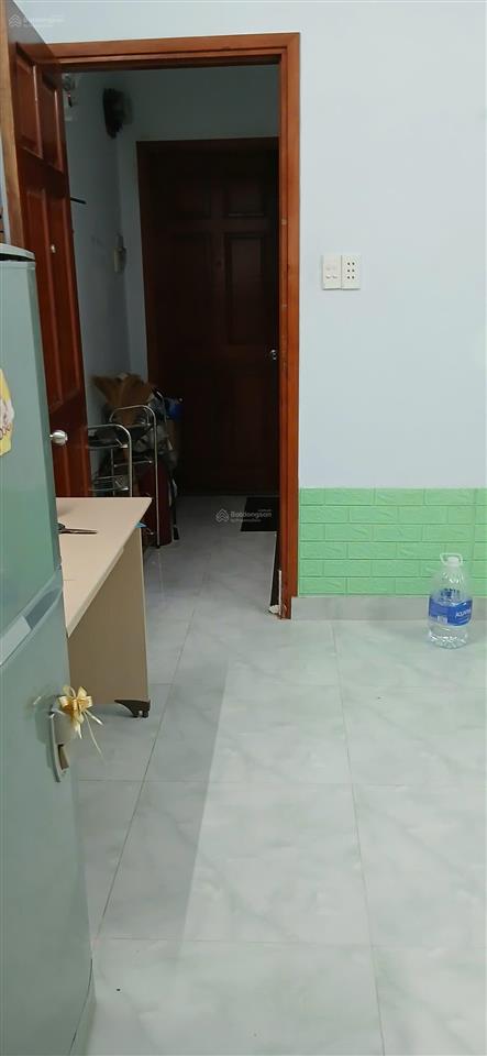 Cho thuê phòng 22m2 giờ giấc tự do, đủ đồ, hẻm xe tải đường thoại ngọc hầu, q. tân phú
