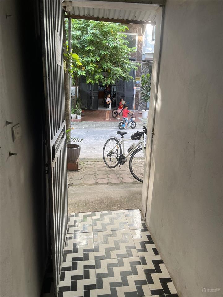 Cho thuê căn hộ riêng biệt khu dịch vụ đìa lão, mậu lương, hà đông, riêng chủ, ô tô đỗ cửa, ở luôn