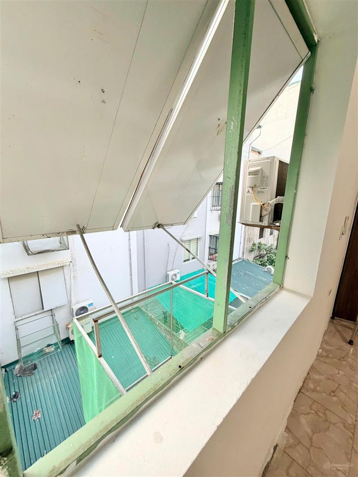 Phòng rộng,giá rẻ,ở được 45 người gần cao đẳng fpt, đại học đông á,cao đẳng quốc tế,đh công nghiệp