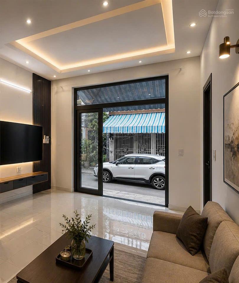Nhà đẹp nguyễn văn linhô tô vào tận cửahiếm có trong khuchỉ 6.1x tỷ