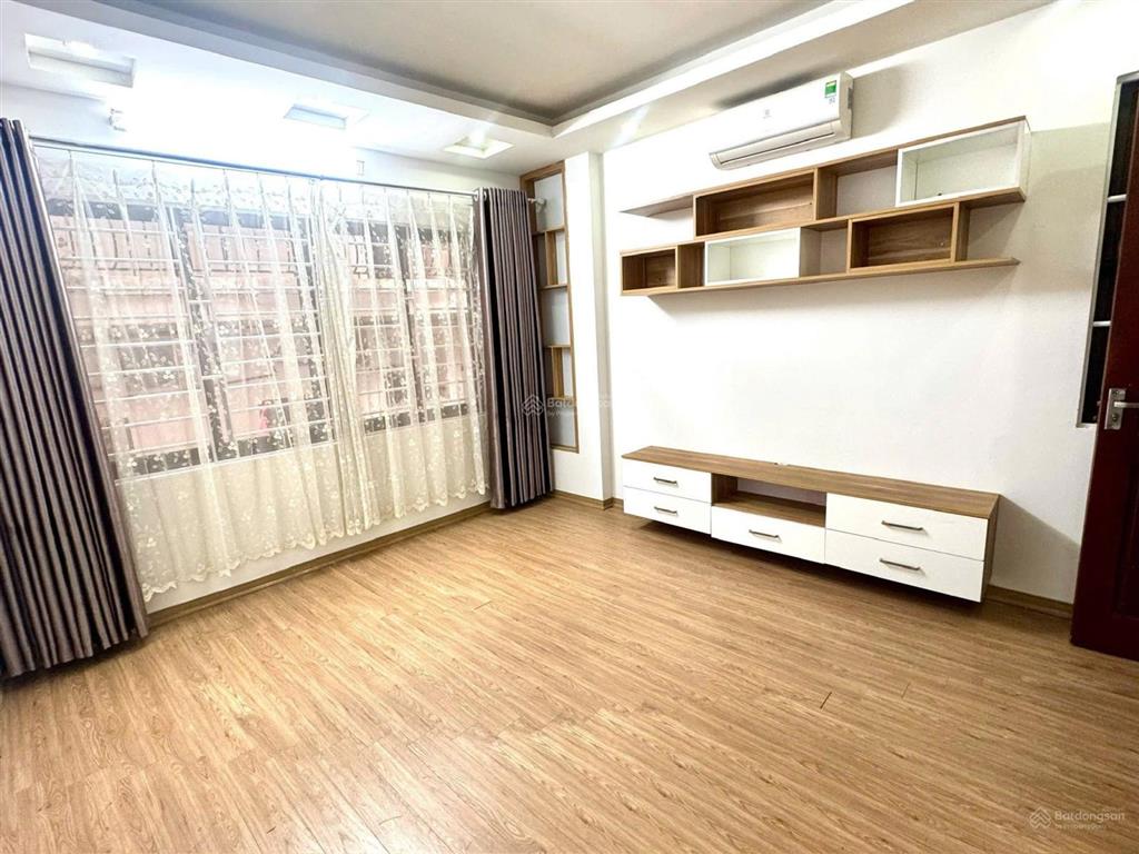 Cực đẹp! bán nhà trung văn, tố hữu dt 42m2x5t ô tô, lô góc, cách phố 10m, giá chỉ 11,9 tỷ.