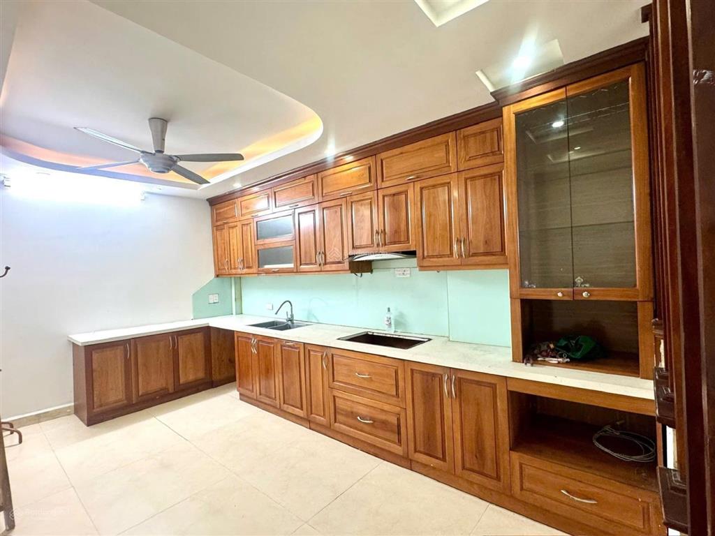 Cực đẹp! bán nhà trung văn, tố hữu dt 42m2x5t ô tô, lô góc, cách phố 10m, giá chỉ 11,9 tỷ.