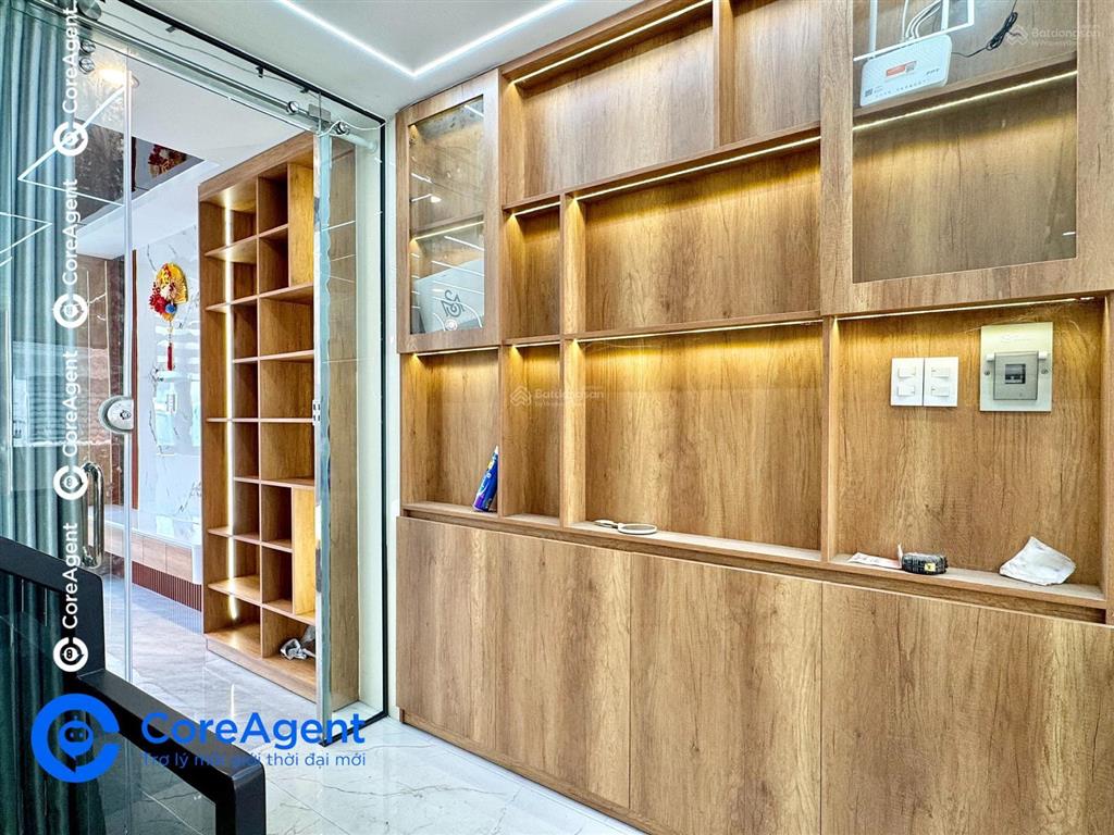 Căn hộ trệt + lửng rộng rãi  nội thất xịn ngay lê văn quới