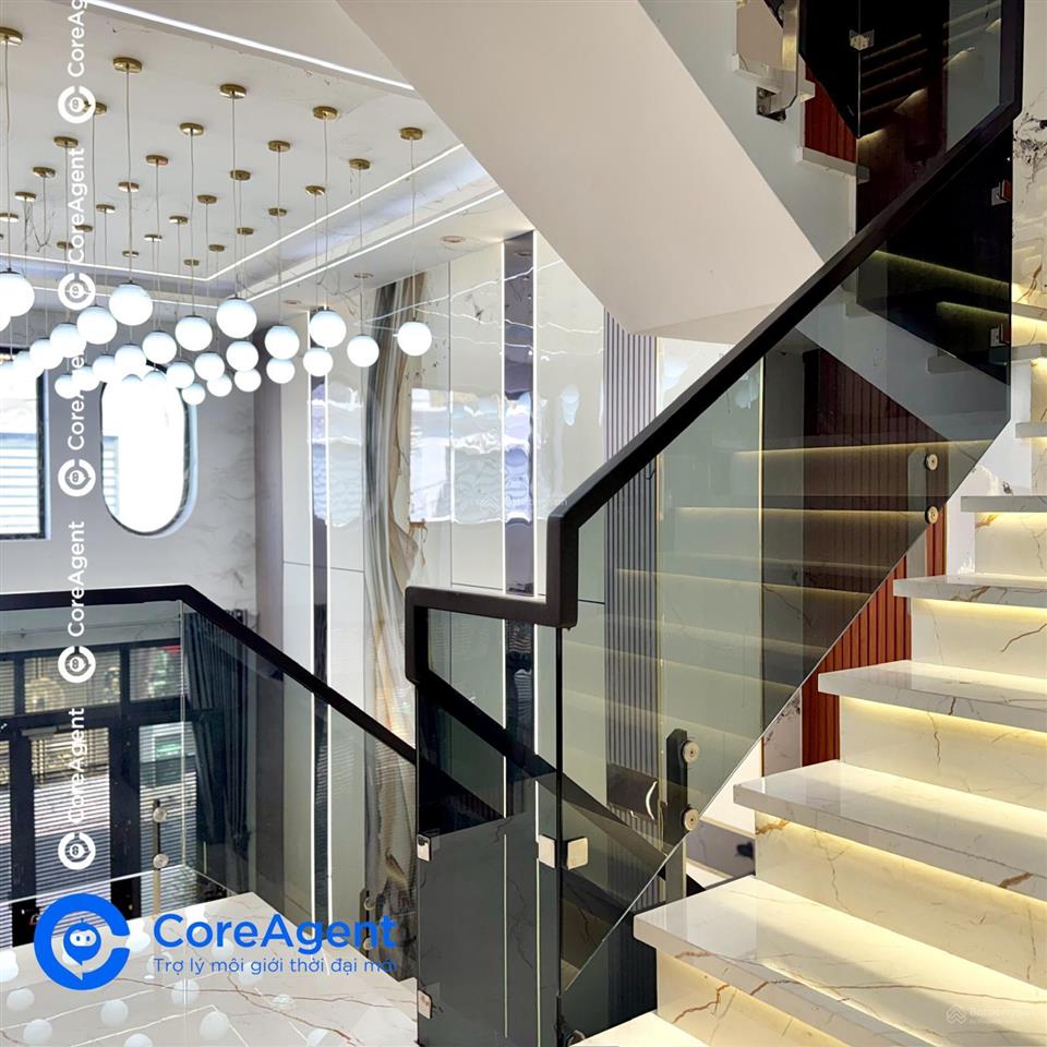 Căn hộ trệt + lửng rộng rãi  nội thất xịn ngay lê văn quới