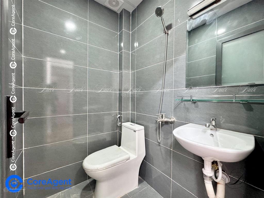 Căn hộ studio mới toanh lê thúc hoạch  full nội thất  có thang máy & hầm xe rộng!