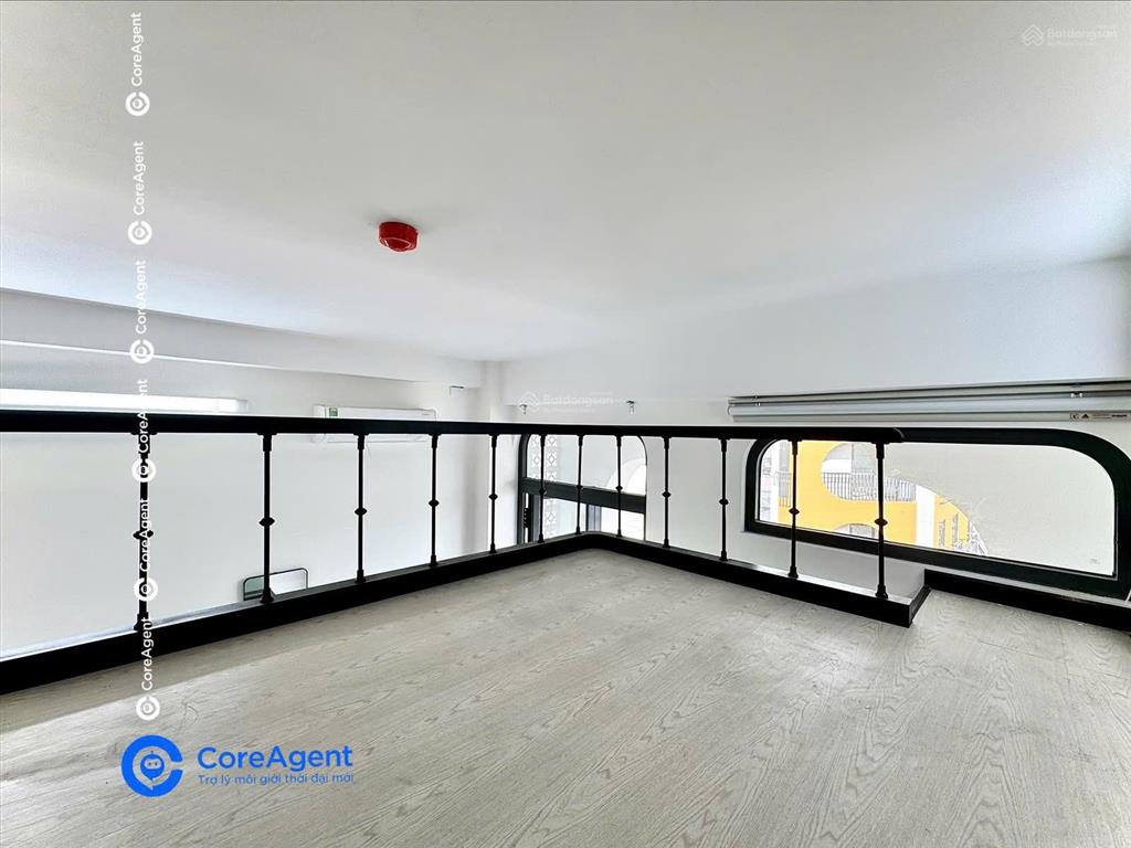 Căn hộ duplex ban công view trọn thành phố  hiện đại & sang trọng