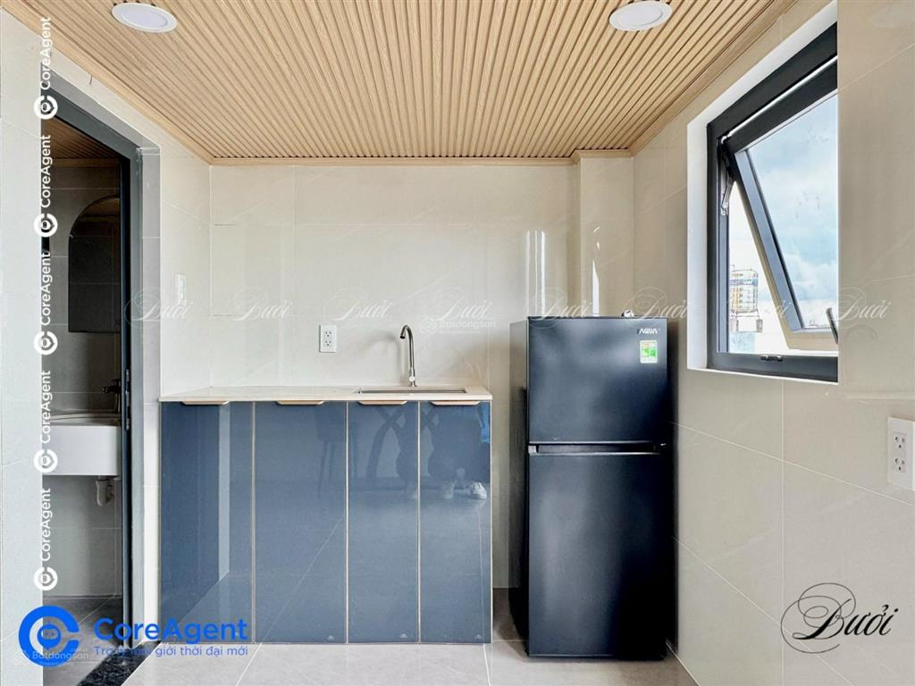Khai trương siêu phẩm căn hộ gác lửng hiện đại  ban công kính view "triệu đô" lên sóng!