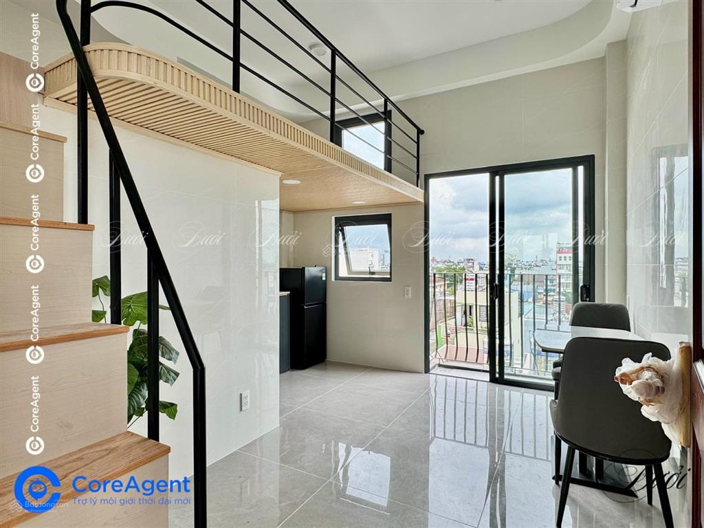 Khai trương siêu phẩm căn hộ gác lửng hiện đại  ban công kính view "triệu đô" lên sóng!