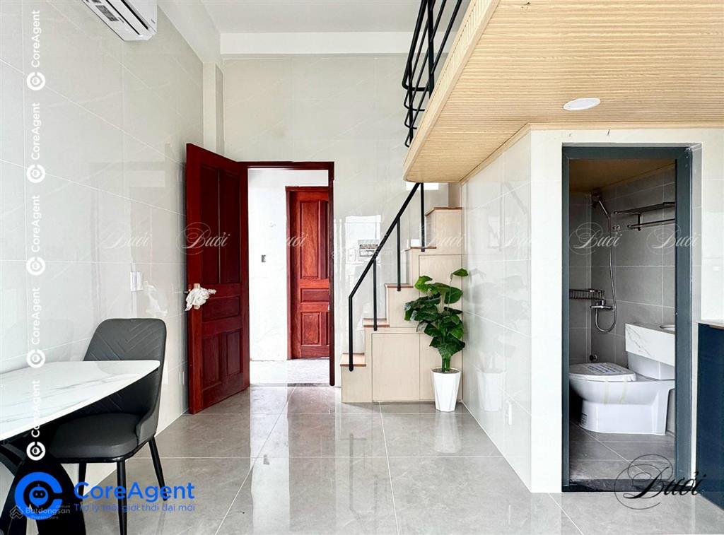Khai trương siêu phẩm căn hộ gác lửng hiện đại  ban công kính view "triệu đô" lên sóng!