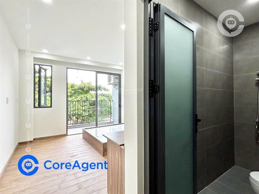 Siêu phẩm phòng ban công rộng view cây xanh  ngay lũy bán bích