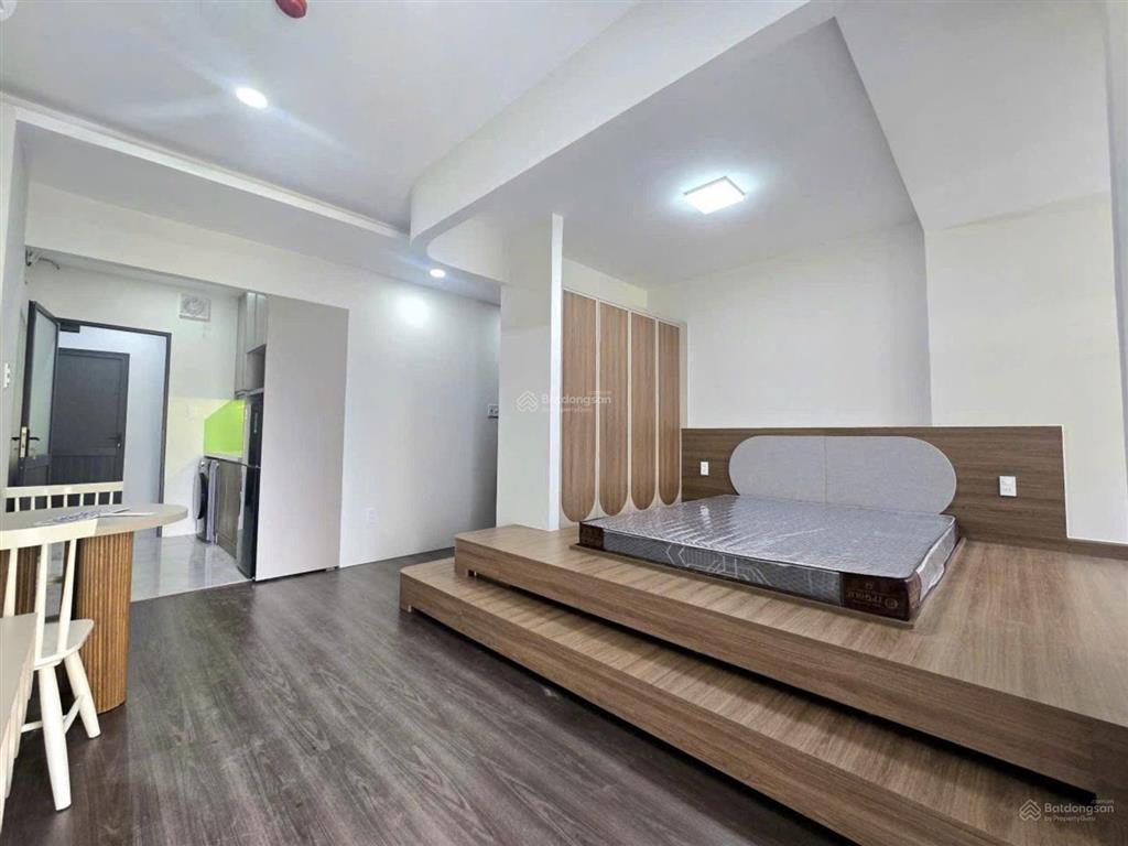 Khai trương căn hộ ban công ngay trung tâm thành phố  thuận tiện di chuyển quận 1  3  5  10