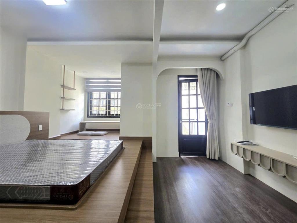 Khai trương căn hộ ban công ngay trung tâm thành phố  thuận tiện di chuyển quận 1  3  5  10