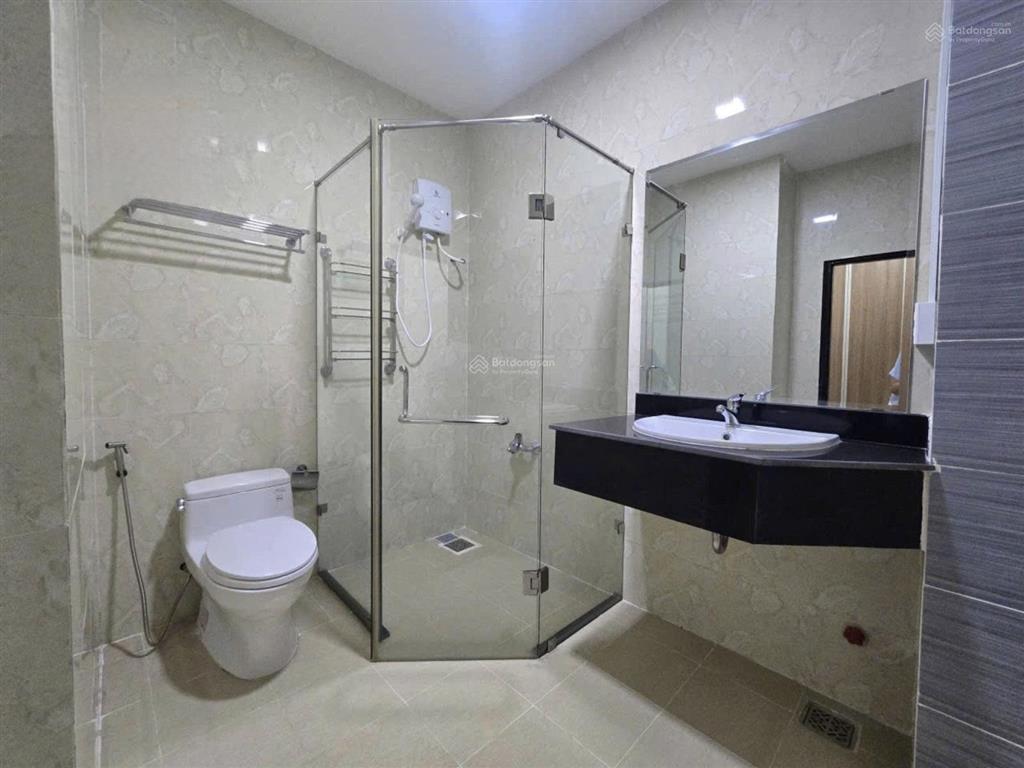 Khai trương căn hộ ban công ngay trung tâm thành phố  thuận tiện di chuyển quận 1  3  5  10