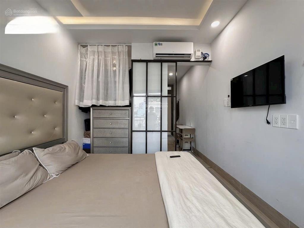 Căn hộ cao cấp trung tâm quận 3  1pn  ban công  bao tất cả phí