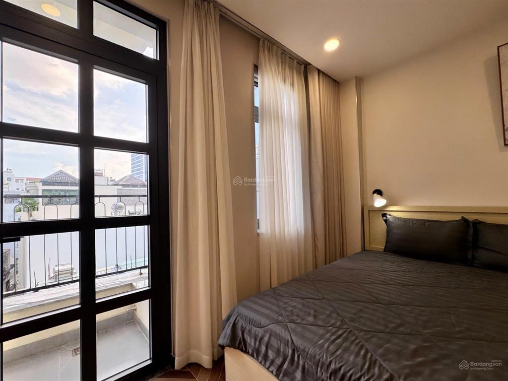 Căn hộ trung tâm  chỉ 2 phút qua đến quận 1  3 phút ra ngã tư hàng xanh