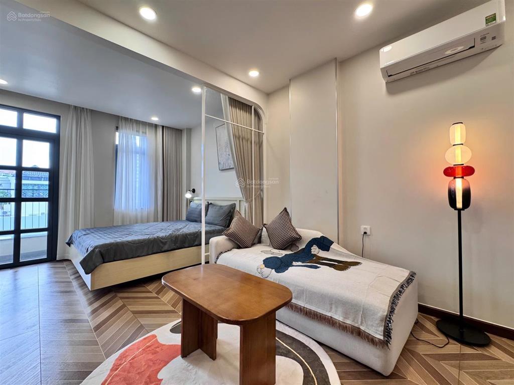 Căn hộ trung tâm  chỉ 2 phút qua đến quận 1  3 phút ra ngã tư hàng xanh