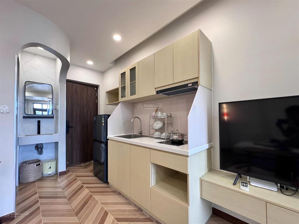 Căn hộ trung tâm  chỉ 2 phút qua đến quận 1  3 phút ra ngã tư hàng xanh