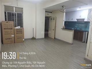 Bán căn góc cc 109 nguyễn biểu, 60m2, 2pn giá 3,4 tỷ