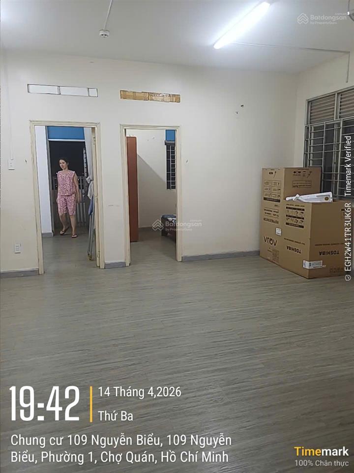 Bán căn góc cc 109 nguyễn biểu, 60m2, 2pn giá 3,4 tỷ