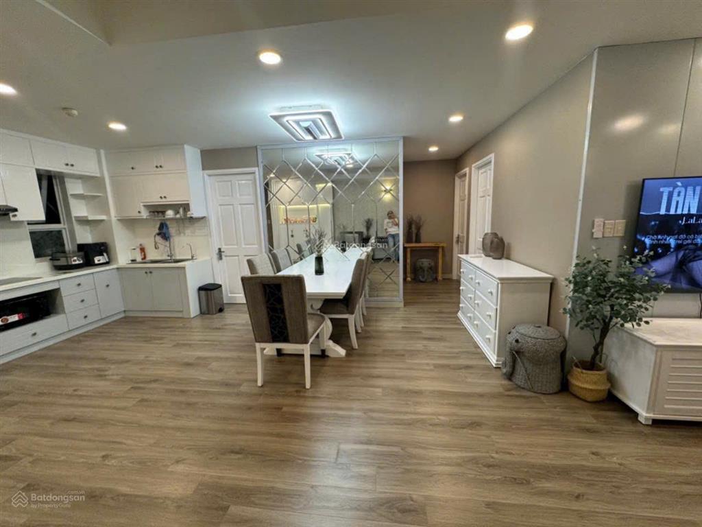 Bán căn góc nguyễn ngọc phương, 03pn, 95m2, 8,1 tỷ vnđ kênh nhiêu lộc