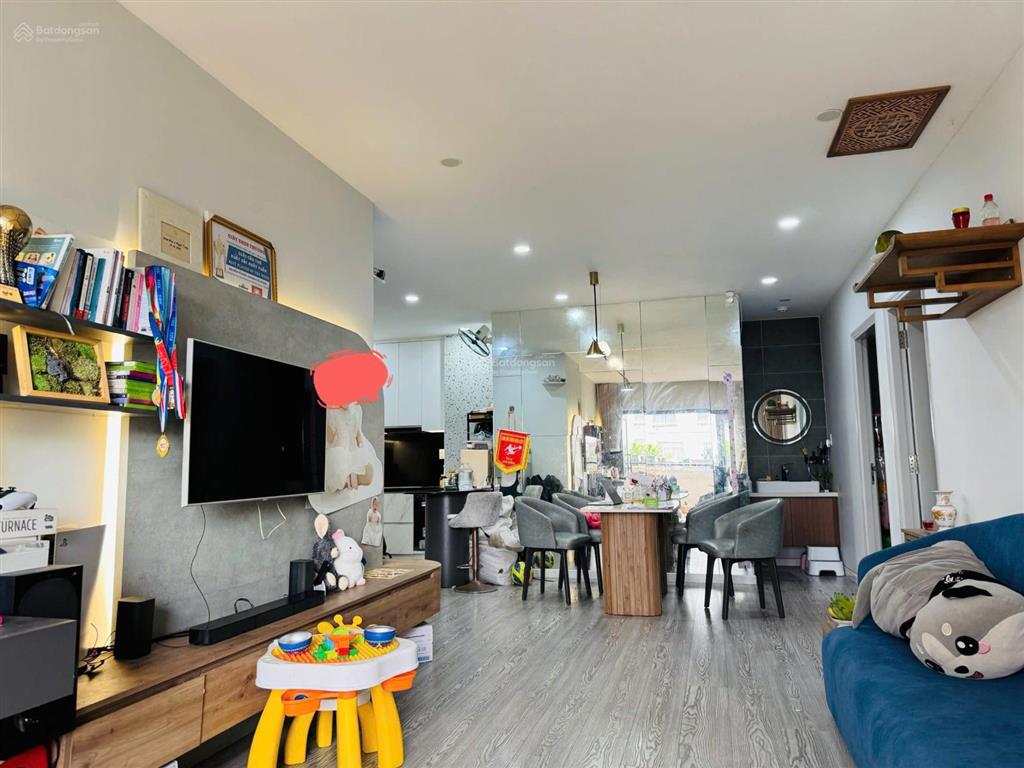 Bán căn hộ cc tại sư vạn hạnh, 3,2 tỷ, 63m2, đối diện bệnh viện 30/4. q5 hcm