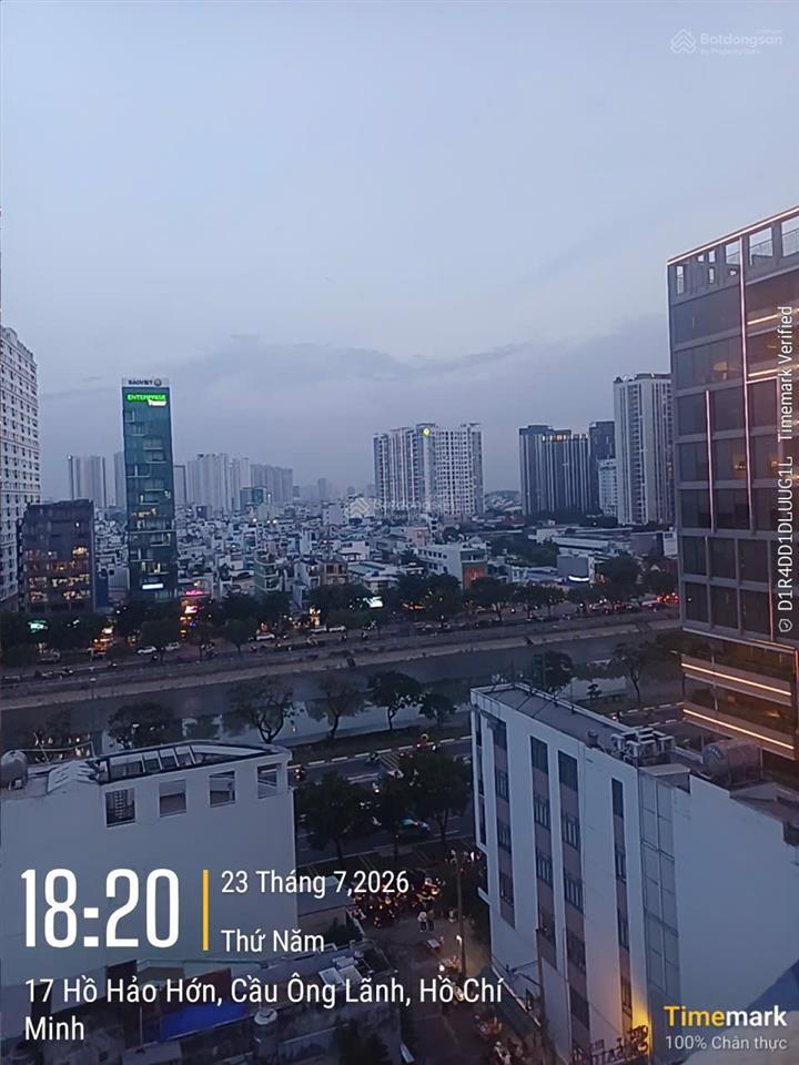 View đường võ văn kiệt  chung cư thế hệ mới, 84m2 giá 6,3 tỷ  trung tâm quận 1