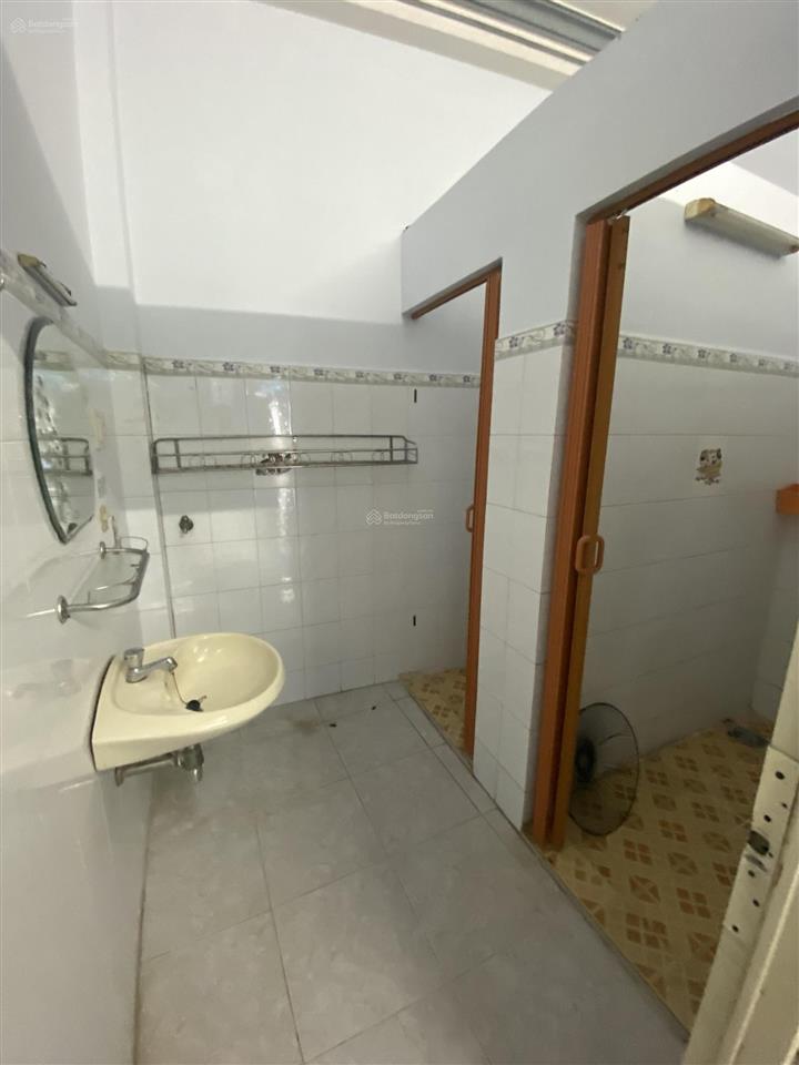 Cho thuê nhà nguyên căn nơ trang long bình thạnh trệt 2 lầu 3 pn 2 wc giá 14tr/th