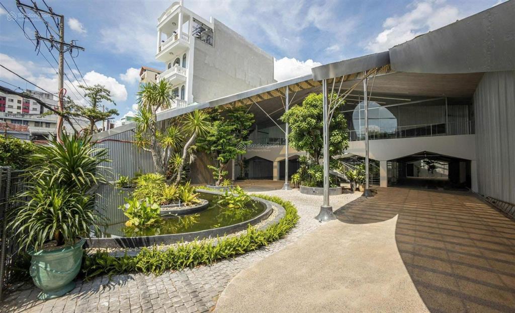 Cho thuê trường mầm non trung tâm mt nguyễn thanh giản an hội tây gò vấp 1000m2 giá 168tr/th