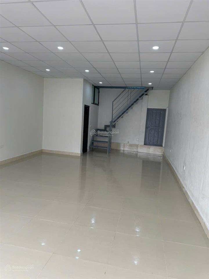 Chính chủ cho thuê mặt bằng tam trinh, 100m2 2 tầng, 10m mặt tiền