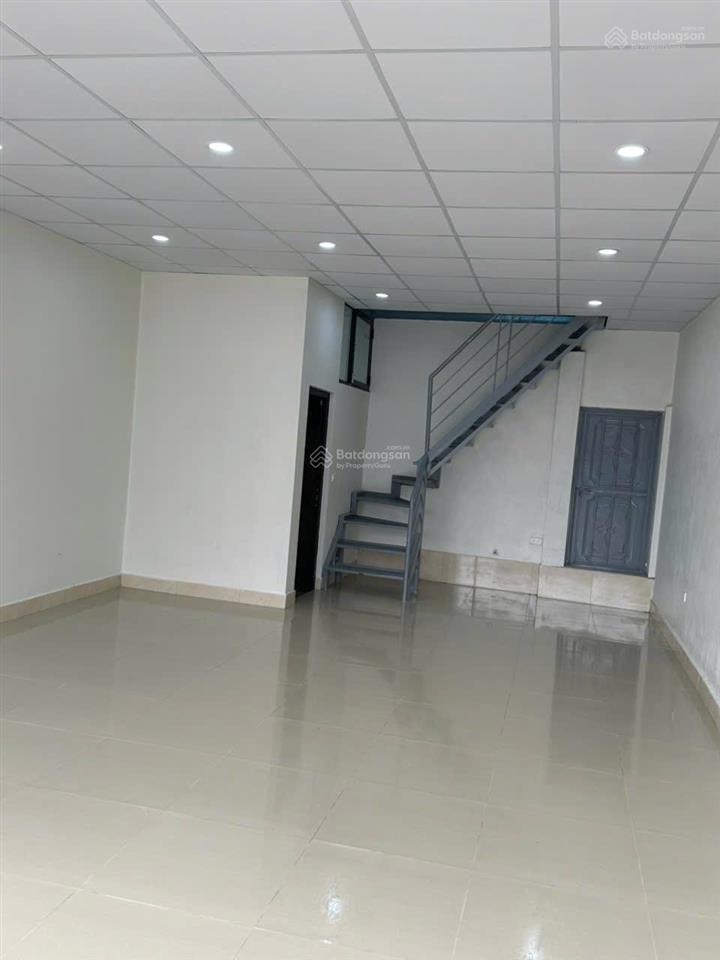 Cho thuê mặt phố tam trinh, 100m2 sàn, giá 20tr/ tháng