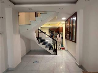Nhà bình thạnh,
hẻm 4m, ~100m ra mt bạch đằng
trệt, 1 lầu, sân thượng
dt 40m, dt sàn 63,24m