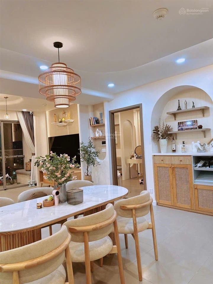 Bán căn 3pn2wc 114m², có sổ, full nội thất đẹp giá 7 tỷ 850 river panorama