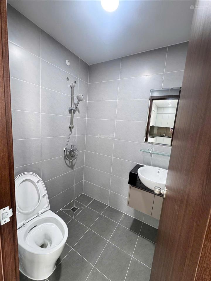 Cho thuê căn hộ bcons emerald 2 pn 2wc