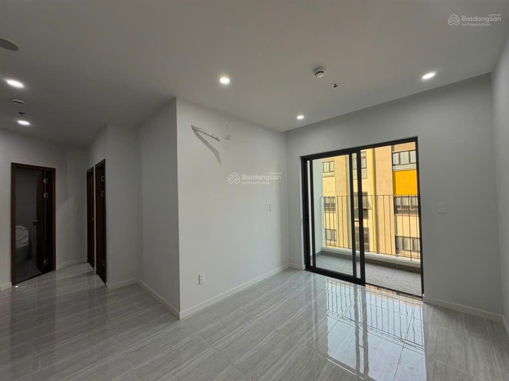 Chỉ 6.2tr/th  căn hộ 2pn 2wc tháp emerald (bcons city)  mới, ở ngay