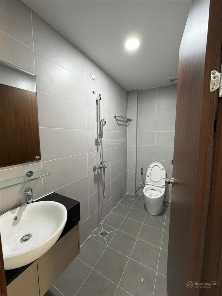 Chỉ 6.2tr/th  căn hộ 2pn 2wc tháp emerald (bcons city)  mới, ở ngay