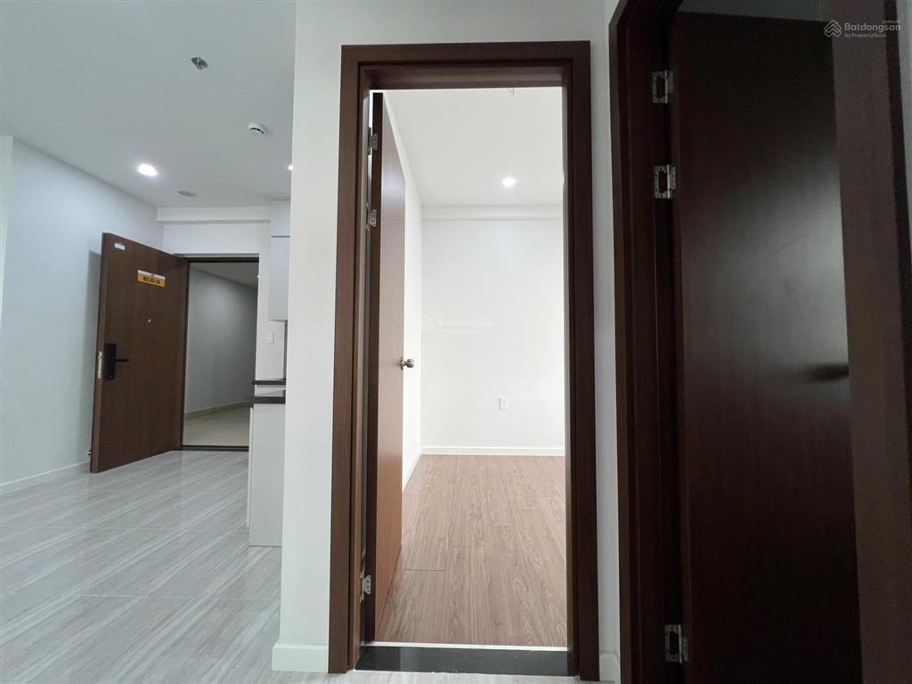 Căn hộ 2pn  2wc tại tháp emerald  bcons city vừa mới bàn giao