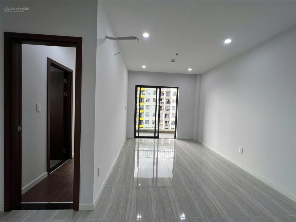 Căn hộ 2pn  2wc tại tháp emerald  bcons city vừa mới bàn giao