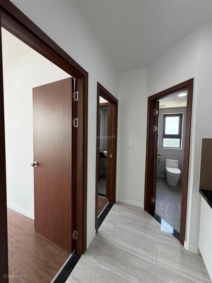 Tìm căn 2pn 2wc bcons city (emerald) inbox hoặc gọi ngay trang 0911 082 ***