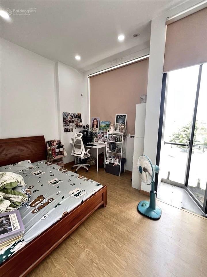 Giá quá hời  nhà 4 tầng lý chiêu hoàng  chỉ 5.1t 45m.