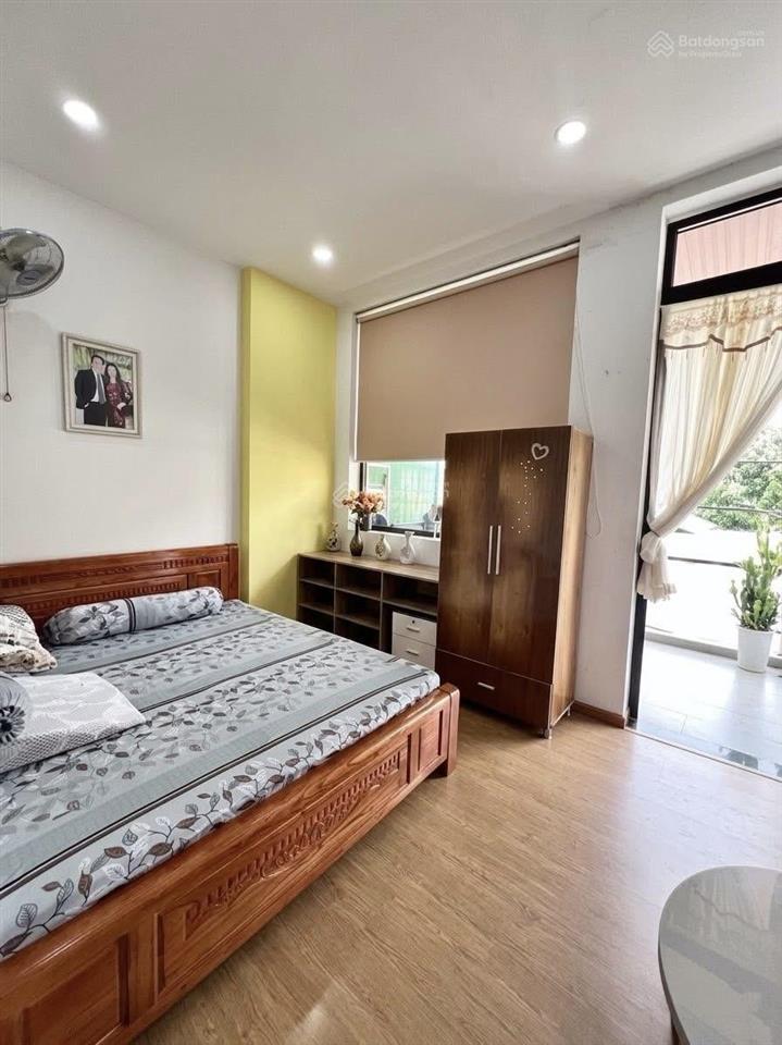 Giá quá hời  nhà 4 tầng lý chiêu hoàng  chỉ 5.1t 45m.
