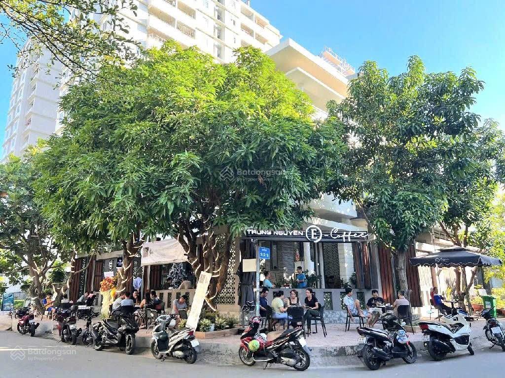 Lô góc 3 mặt tiền đẹp rực rỡ  gà đẻ trứng vàng cơ hội đầu tư sinh lời cao  chủ tặng nội thất 5ty